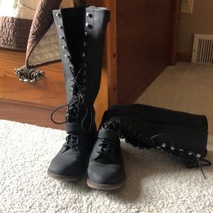 Black boots